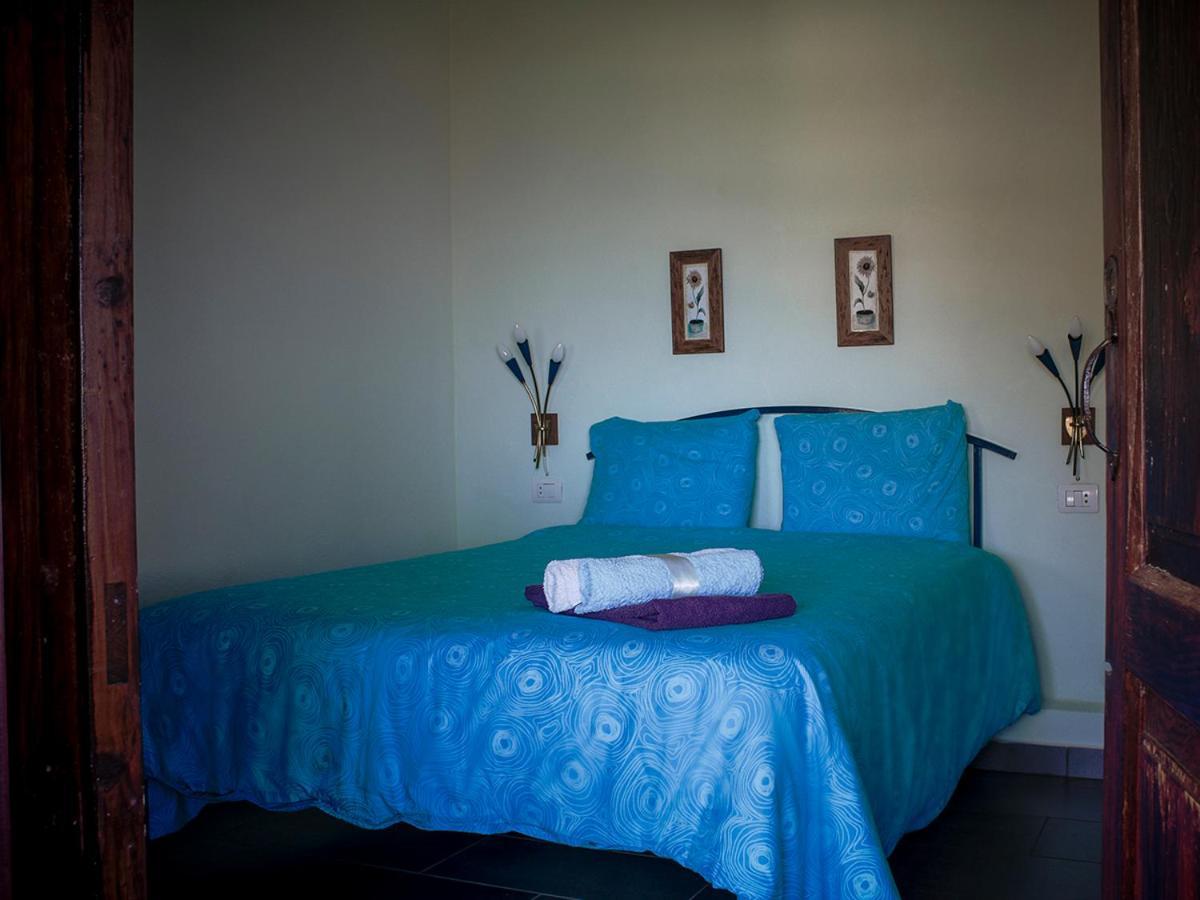 Apartamentos Finca La Cruz Tazacorte Rum bild