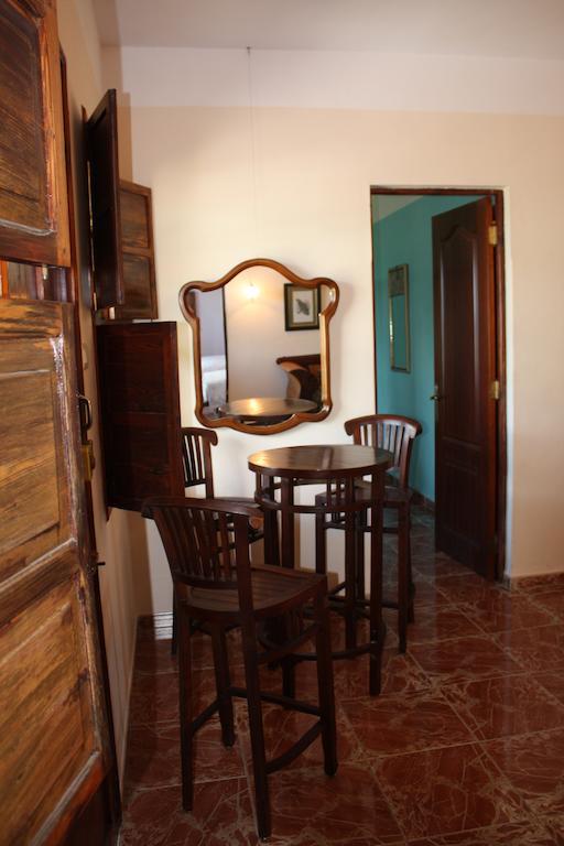 Apartamentos Finca La Cruz Tazacorte Rum bild